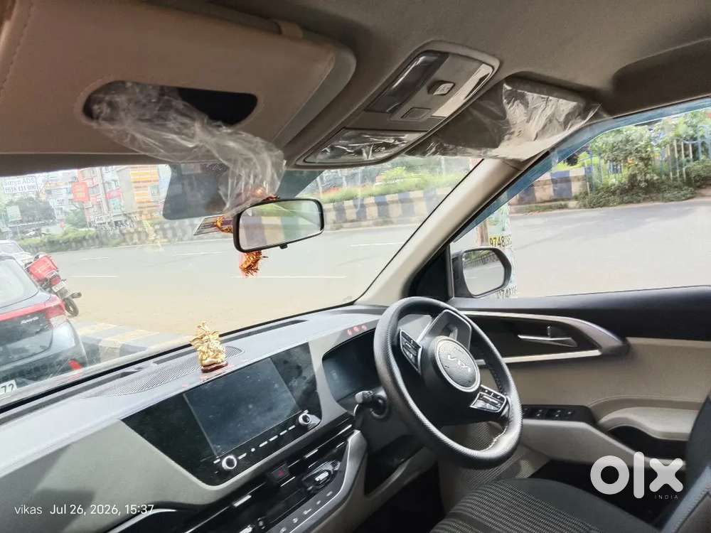 Kia Carens Premium 2024