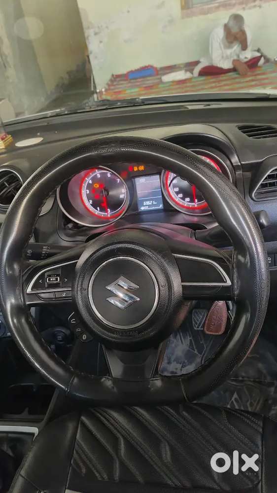 Good Condition And Full Fuction Working No Skretc