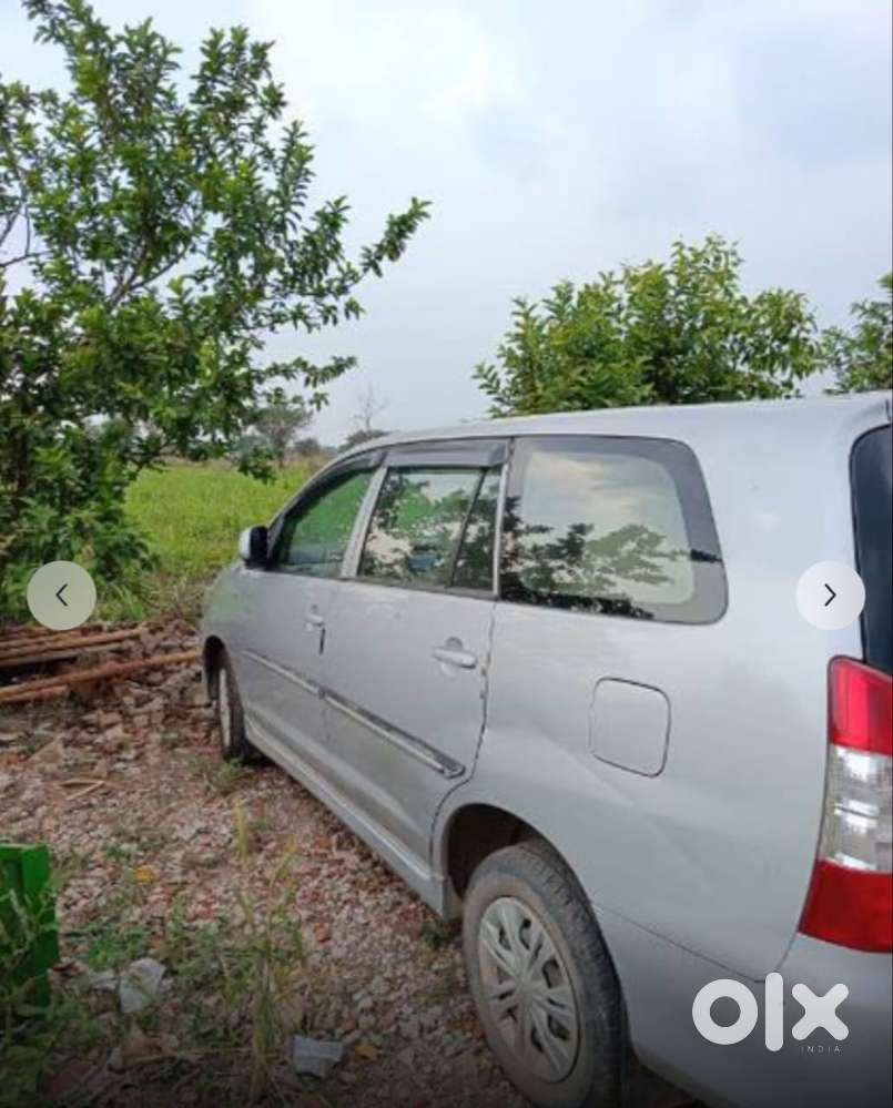 Toyota Innova 2012 Diesel Well Maintained