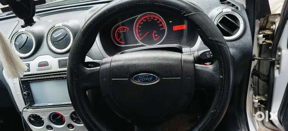Ford Figo Titanium Blu 2011 Diesel Car