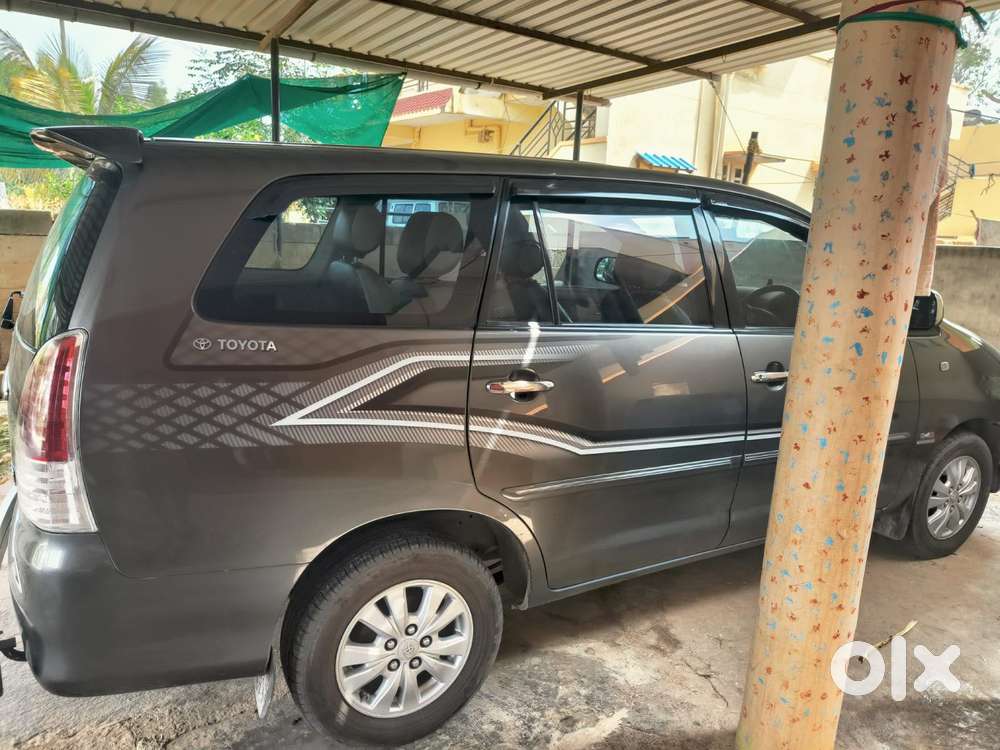 Toyota Innova 2.5 Vx 8 Str Bs-iii, 2010, Diesel