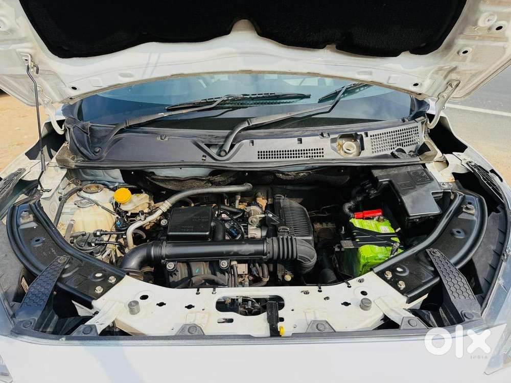 Nissan Magnite 2024 Petrol 26000 Km Driven