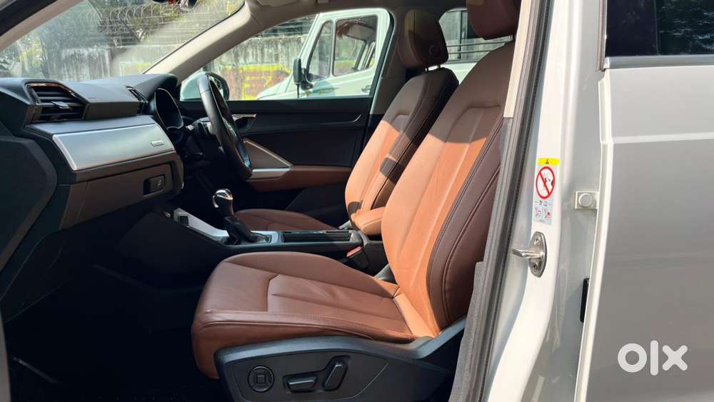 Audi Q3 40 Tfsi Premium Plus, 2023, Petrol