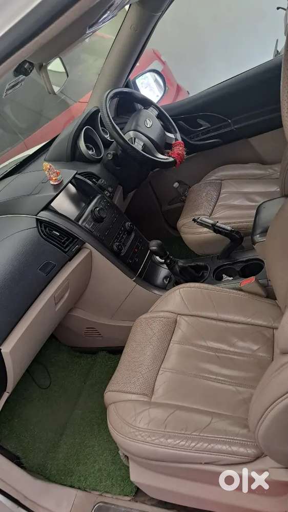 Mahindra Xuv500 W10 2016 Diesel 69000 Km Driven