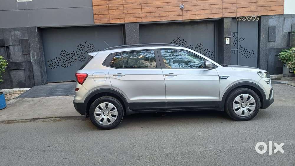 Skoda Kushaq 1.0 Tsi Active, 2022, Petrol