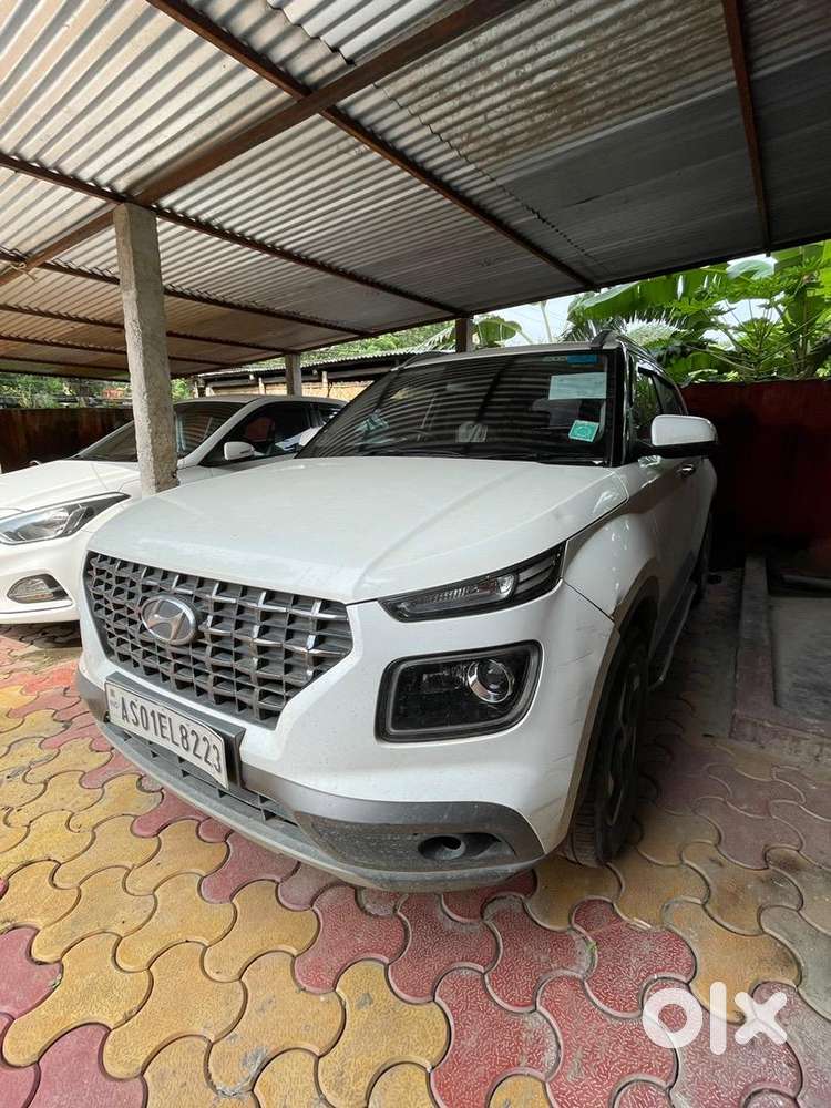 Hyundai Venue 2020 Diesel Well Maintained