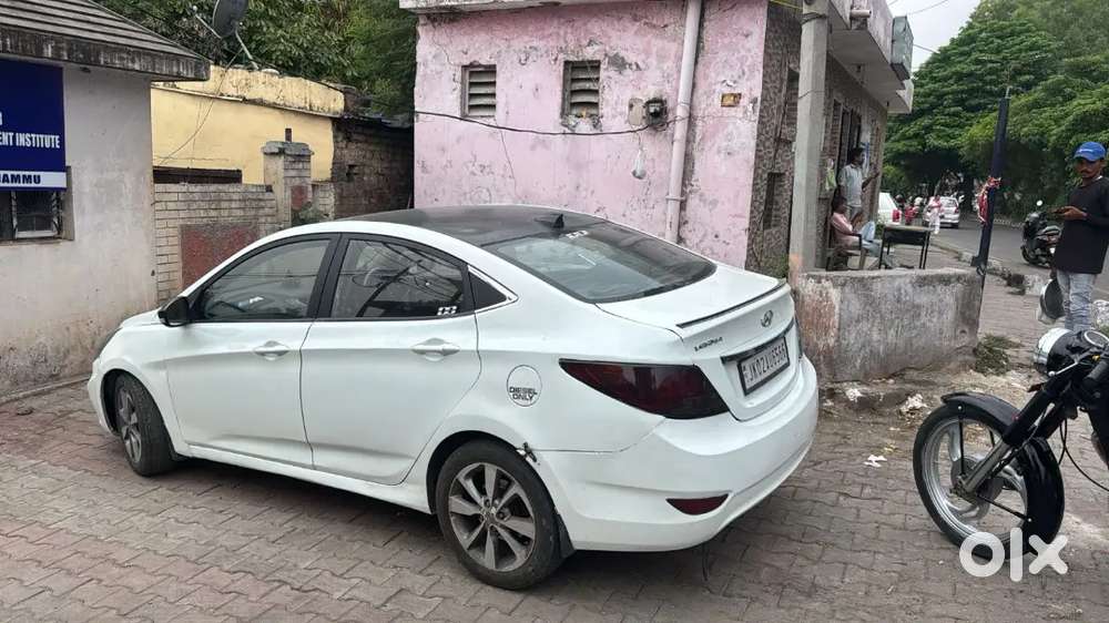 Hyundai Verna 1.4 Crdi 2012 Second-owner