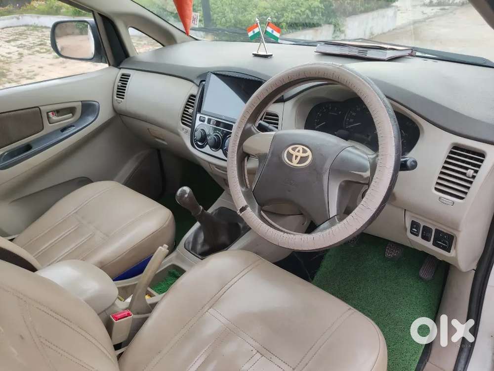 Toyota Innova 2.5g  Diesel 255000 Km Driven