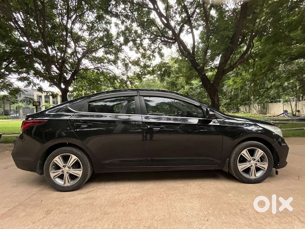 Hyundai Verna Crdi 1.6 At Ex, 2017, Diesel