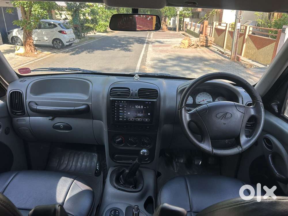 Mahindra Scorpio 2002-2013 2.6 Glx, 2004, Diesel