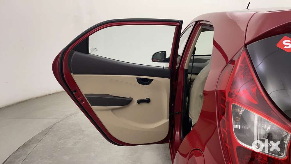 Hyundai Eon Magna + (o) 1.0 Litre Kappa, 2017, Petrol