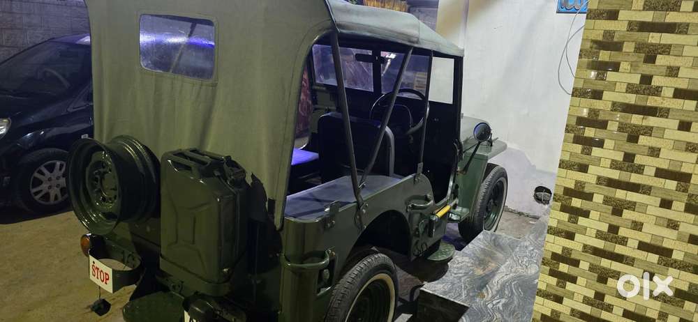 Mahindra Willys Low Bonet, 1987, Diesel