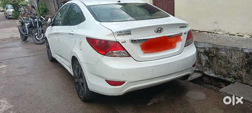 Hyundai Verna 2011 Diesel 76000 Km Driven