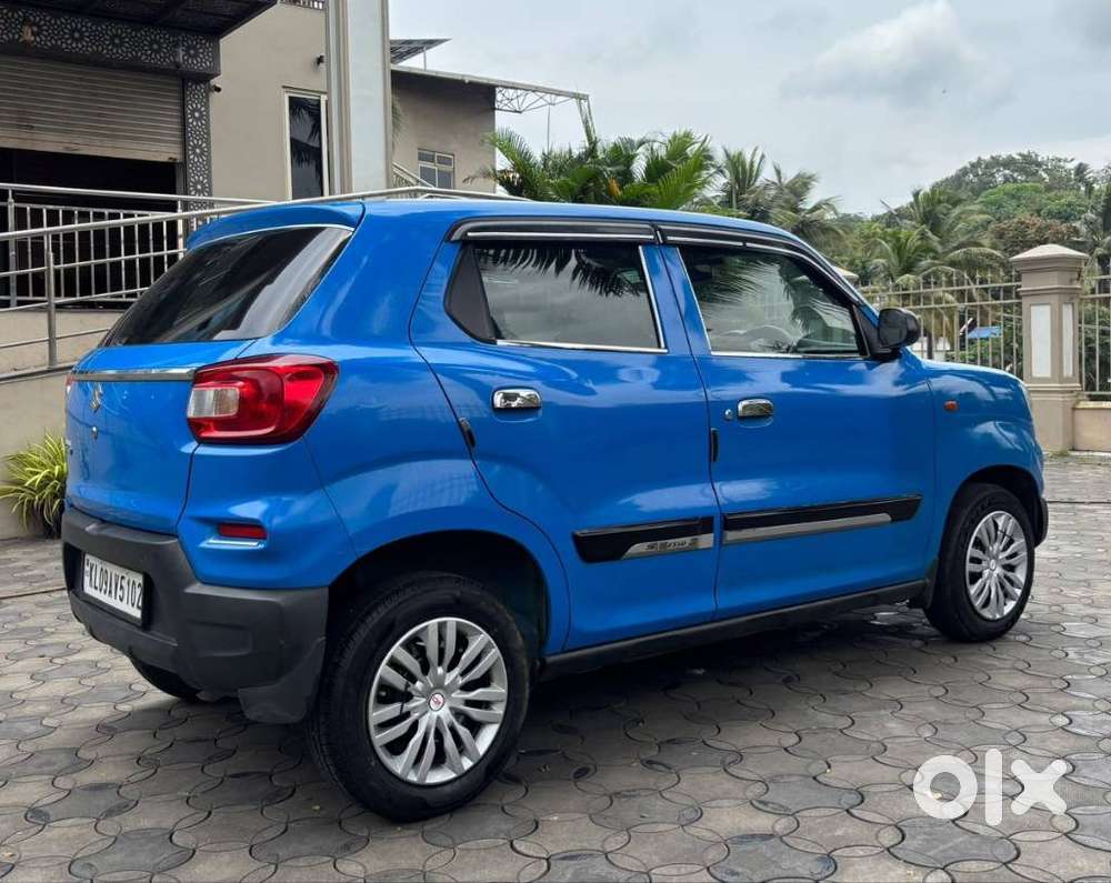 Maruti Suzuki S-presso Vxi Opt, 2022, Petrol