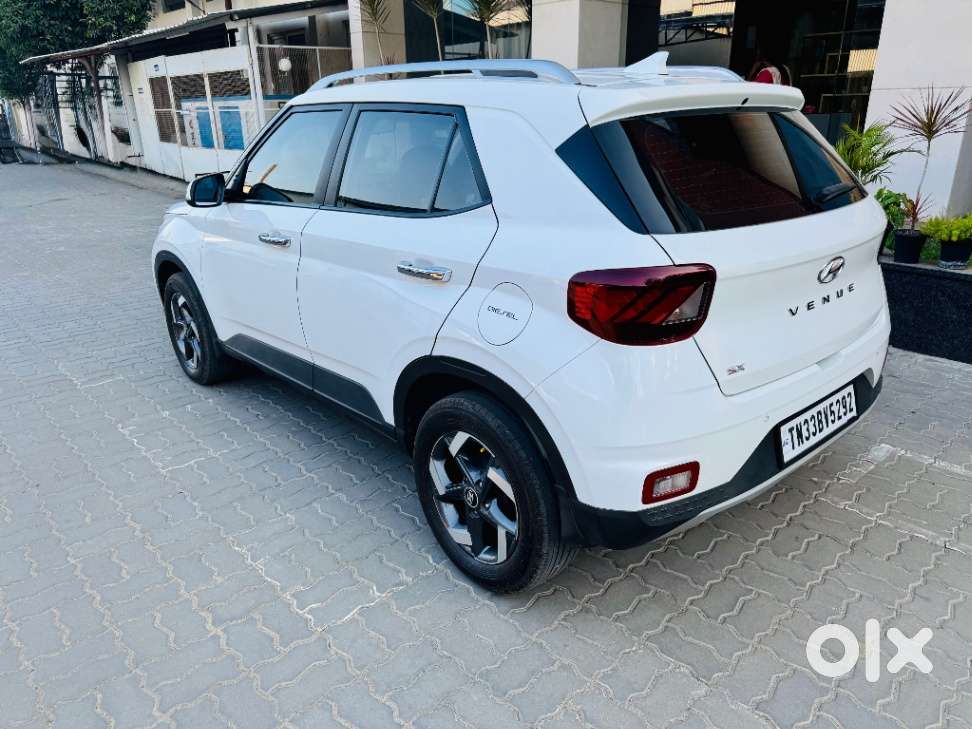 Hyundai Venue 1.5 Crdi Sx (o), 2021, Diesel