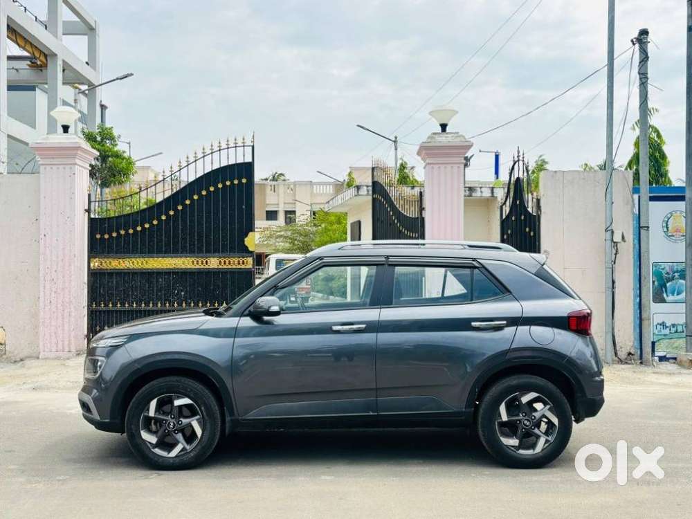 Hyundai Venue Sx Plus Turbo Dct, 2022, Petrol