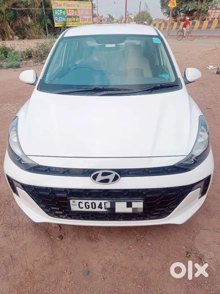 Hyundai Aura 2023 Petrol 29000 Km Driven