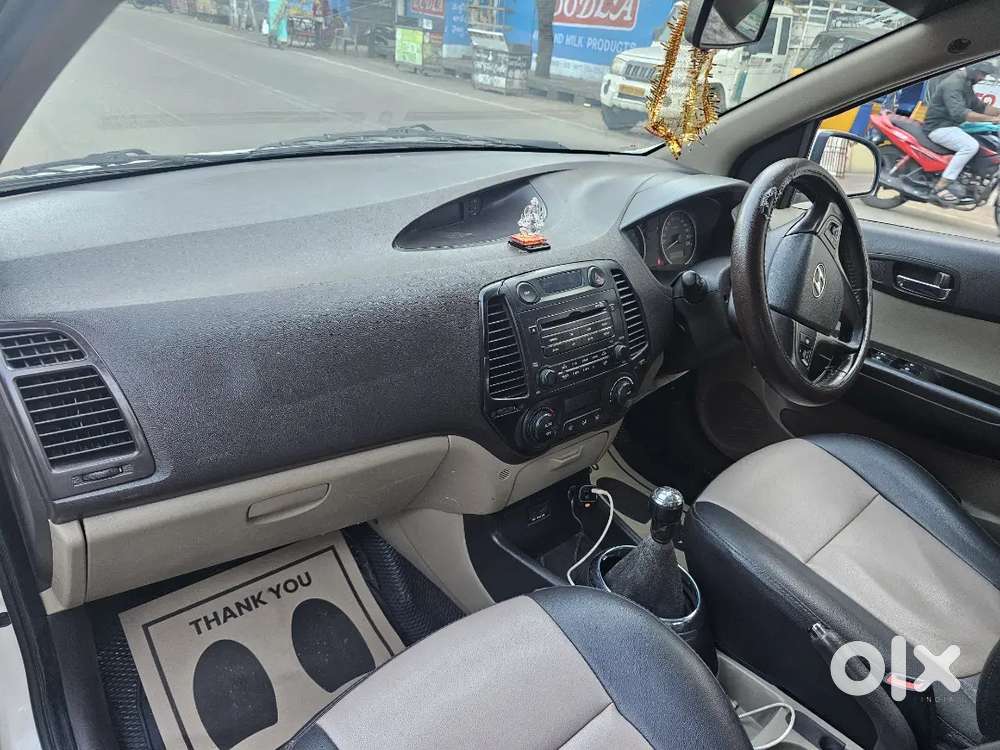 Hyundai I20 2012-top End