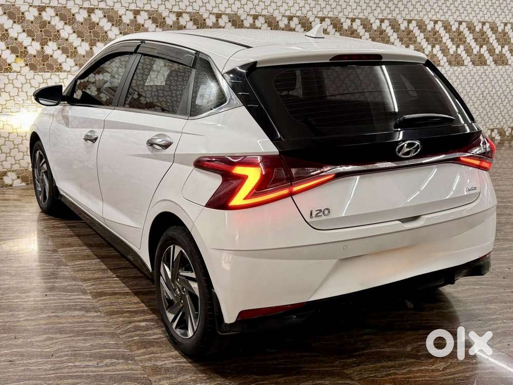 Hyundai New I20 1.5 Asta (o) Mt, 2021, Petrol