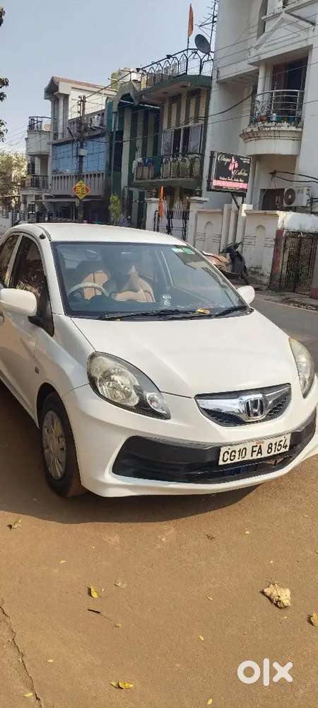 Honda Brio 2013 Petrol Well Maintained
