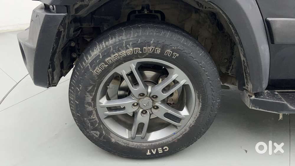Mahindra Thar Lx Hard Top Petrol Mt 4wd, 2022, Petrol