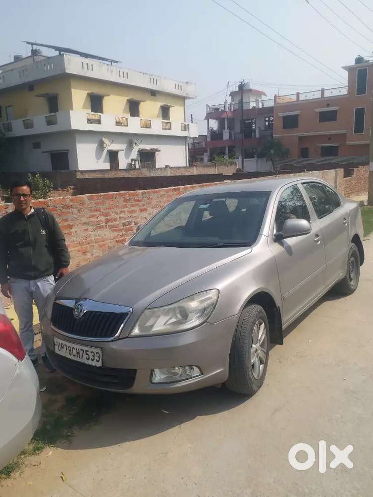 Skoda Laura 2011 Petrol 94000 Km Driven