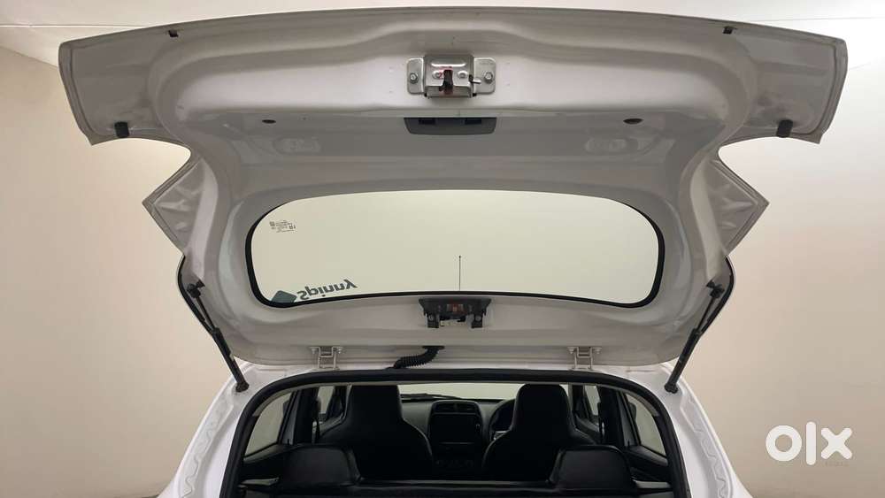 Renault Kwid 2019-ongoing 1.0 Rxt Amt (o), 2020, Petrol