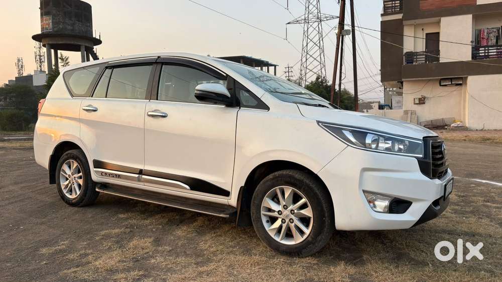 Toyota Innova Crysta 2.4 Gx Mt, 2023, Diesel