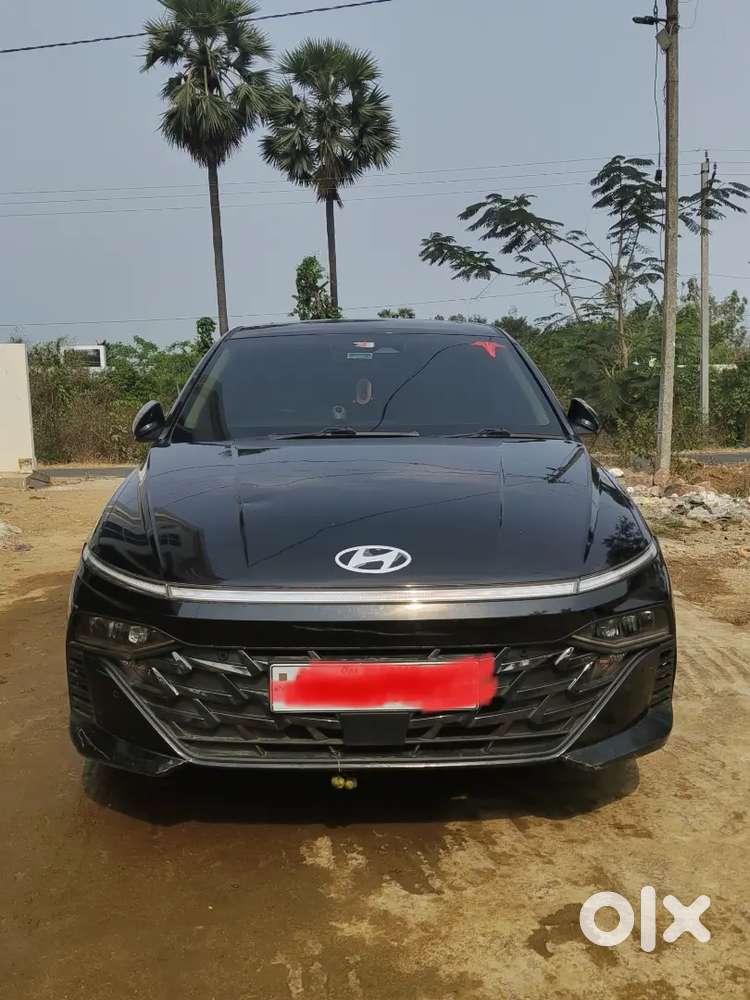 Hyundai Verna 2025 Petrol 33000 Km Driven
