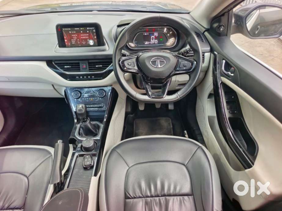 Tata Nexon Xz Plus (hs), 2022, Petrol