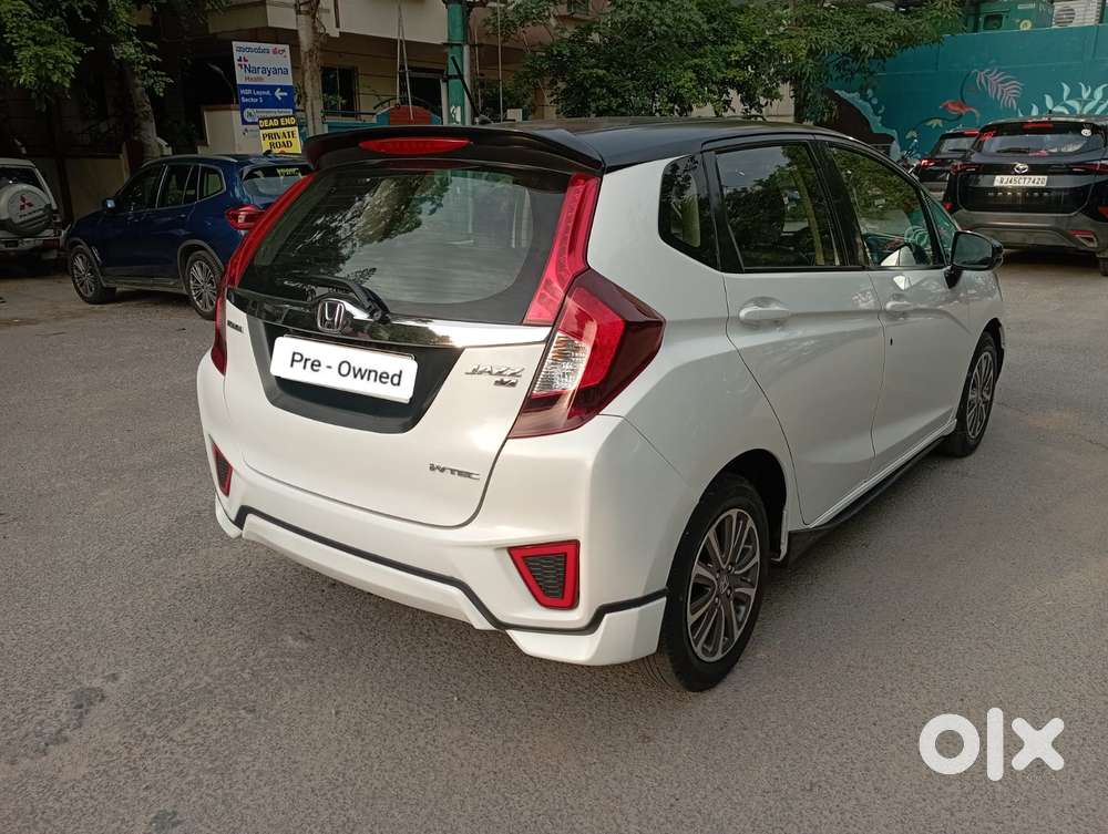 Honda Jazz V Cvt, 2016, Petrol