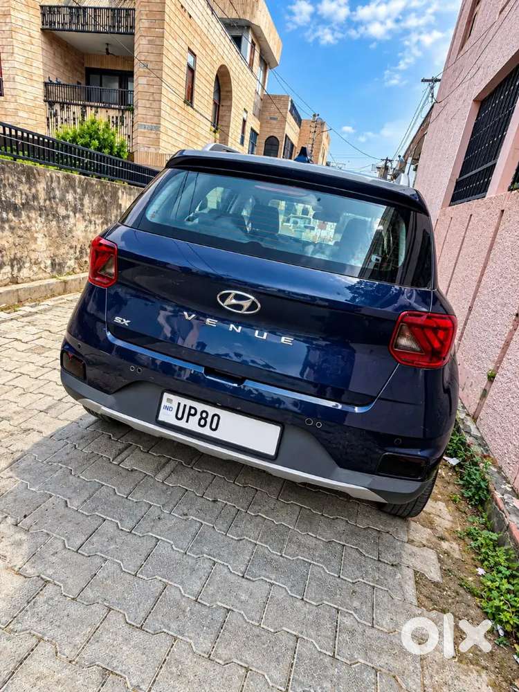 Hyundai Venue 2020 Diesel 90000