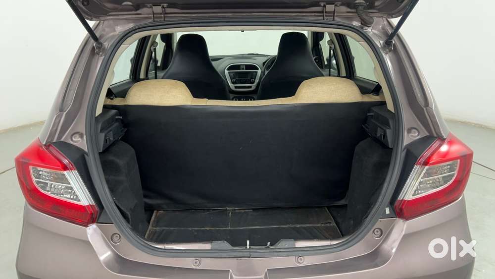 Tata Tiago 1.2 Revotron Xt, 2016, Petrol
