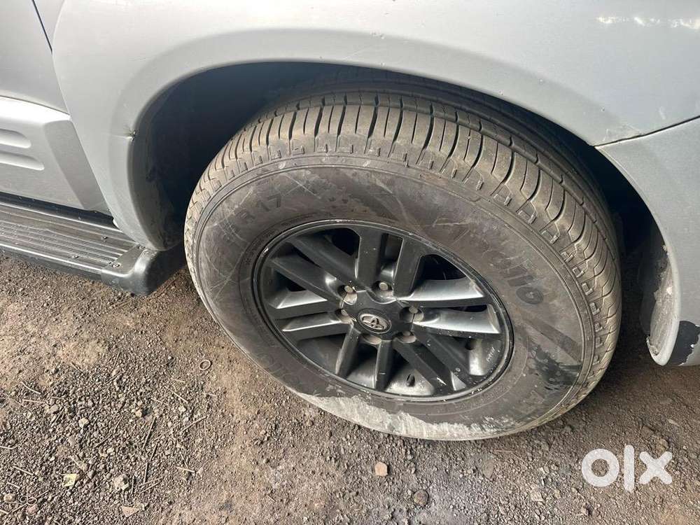 Toyota Fortuner 2011 Diesel Well Maintained