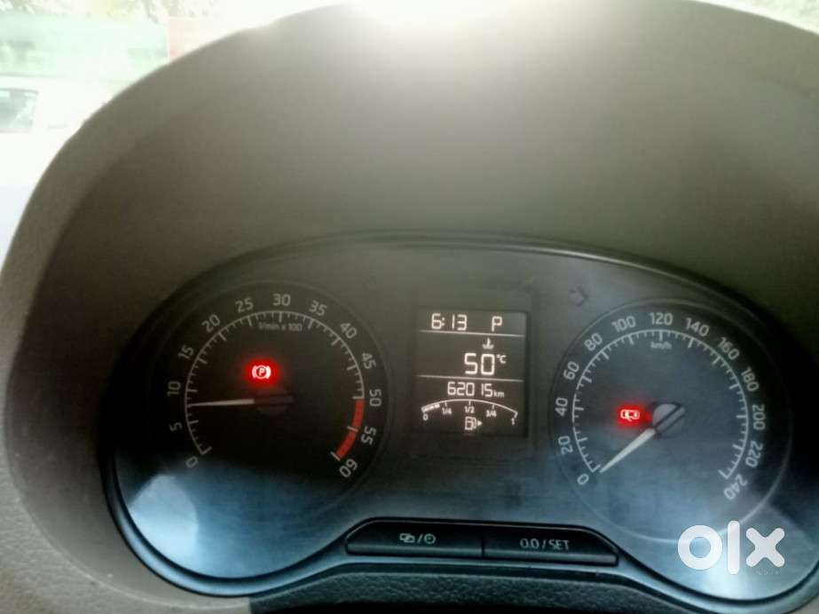 Skoda Rapid 1.5 Tdi At Ambition Plus, 2015, Diesel