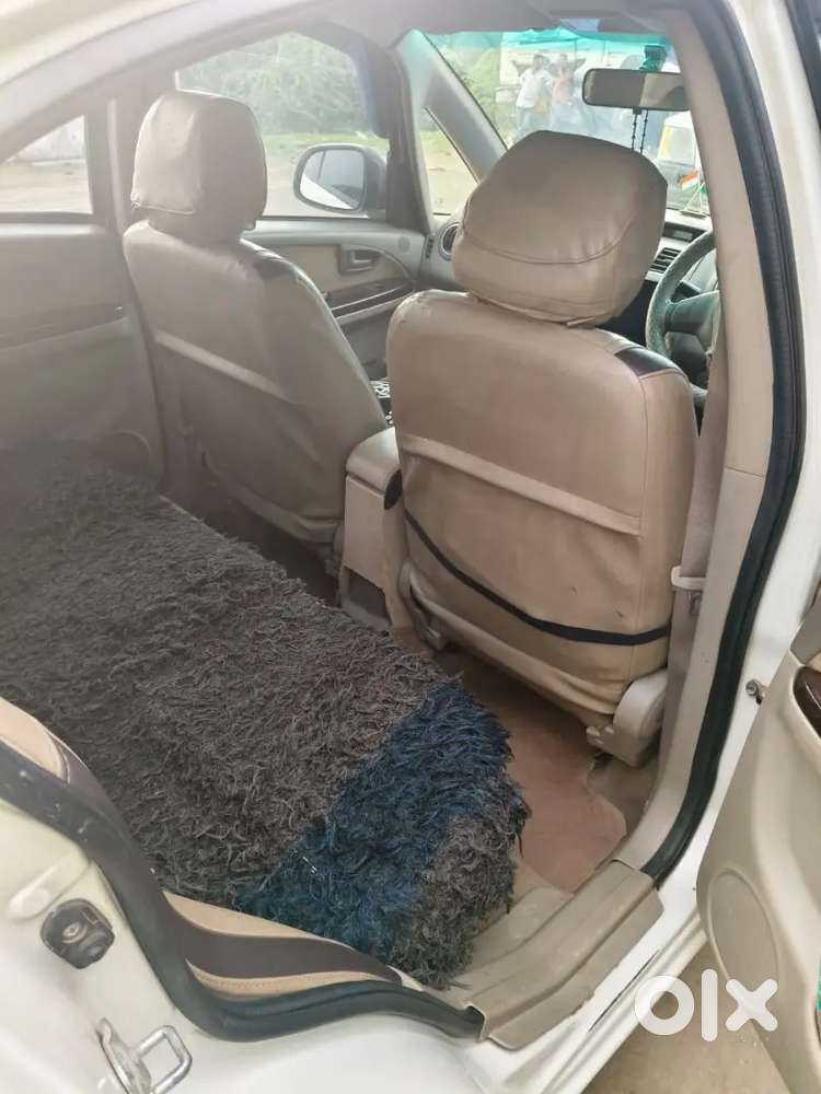 Maruti Suzuki Sx4 Vdi 2012 मॉडल