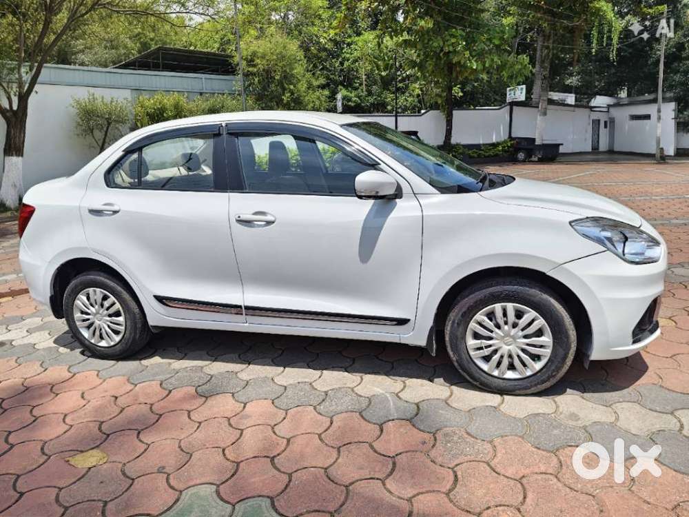 Maruti Suzuki Swift Dzire Vxi Optional, 2020, Petrol