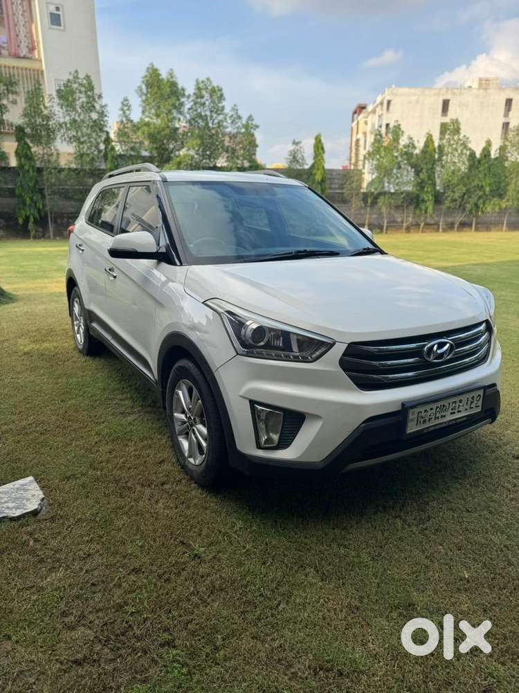 Hyundai Creta 2017 Diesel 90000 Km Driven Well Maintained.
