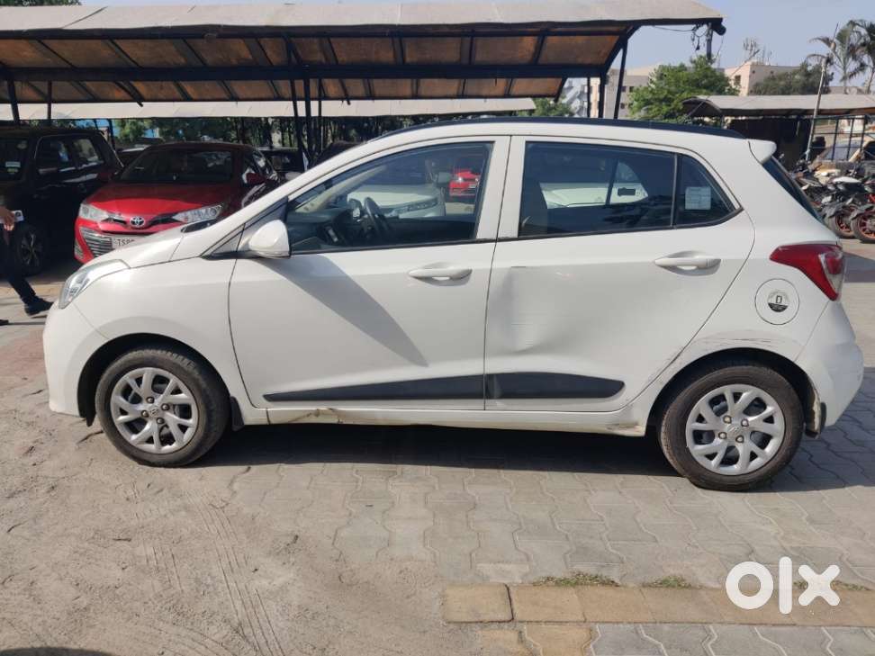 Hyundai Grand I10 Crdi Sportz, 2017, Diesel