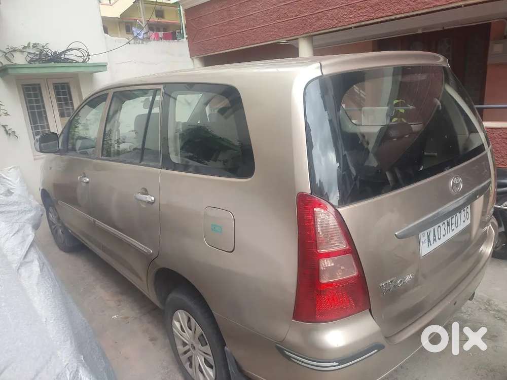 Toyota Innova 2.0 G1 2005