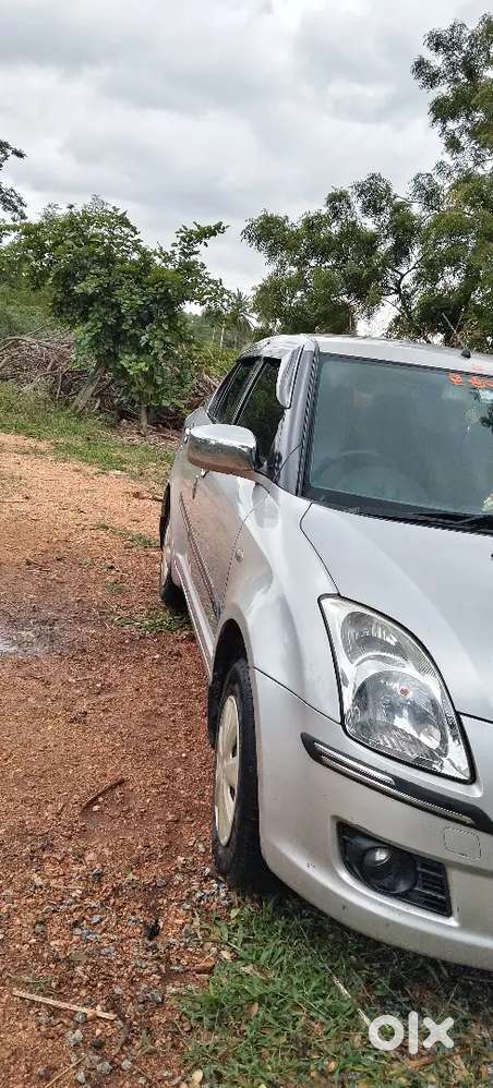 Maruti Suzuki Swift Dzire 2011 Petrol 102500 Km Driven Good Condition