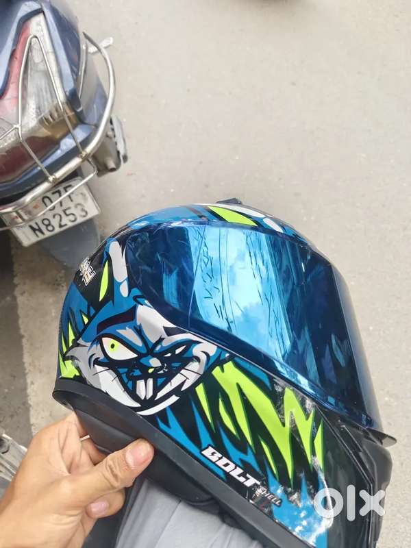 Vega helmet
