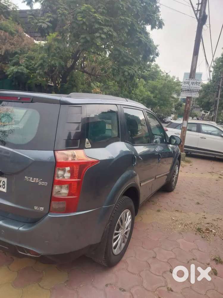 Mahindra Xuv500 2014 Diesel 85000 Km Driven