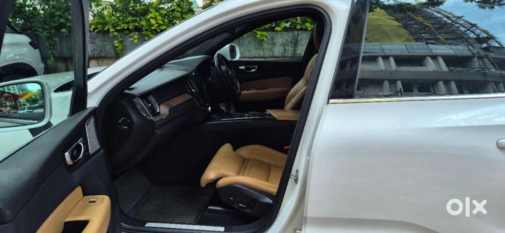 Volvo Xc60 Inscription D5, 2021, Diesel
