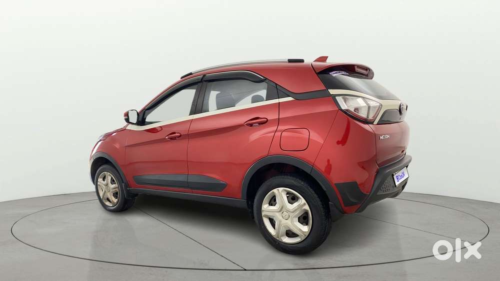 Tata Nexon 1.2 Revotron Xt, 2018, Petrol