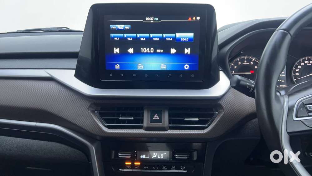 Maruti Suzuki Vitara Brezza 1.5 Zxi, 2023, Petrol