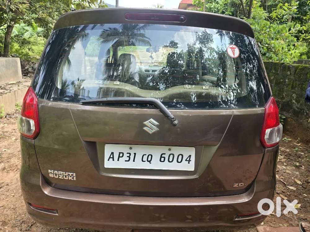 Doctor Driven Zdi Diesel Ertiga With Airbags & 17 Kmpl Mileage In City