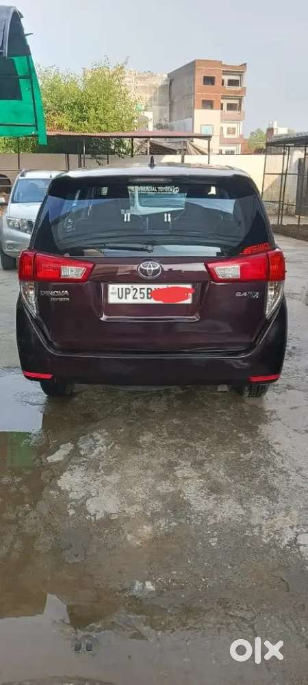 Toyota Innova Crysta 2017 Diesel 300000 Km Original Driven
