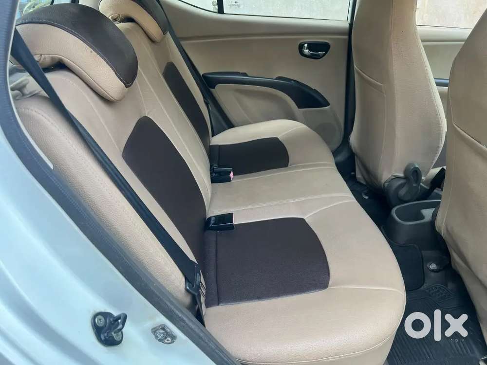 Hyundai I10 Sportz 2011 Petrol Automatic