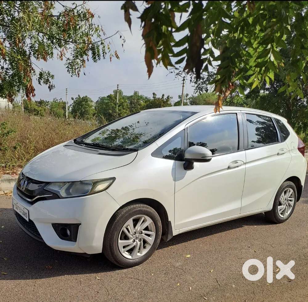 Doctor Driven Honda Jazz Diesel Showroom Track